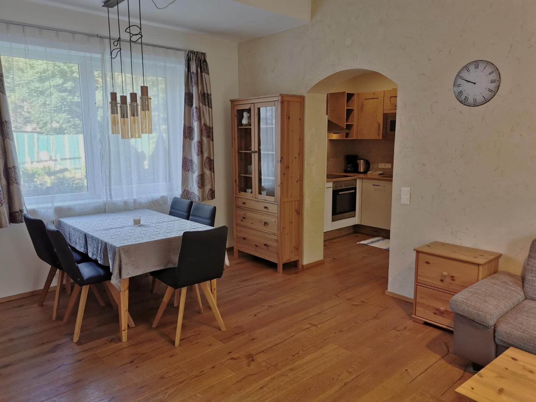 Schlossalm Appartement บาดฮอฟกัสไตน์ ภายนอก รูปภาพ